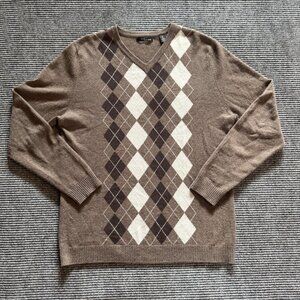 Men's Two a.m. 100% Cashmere Brown Argyle V Neck Sweater Size Large Preppy